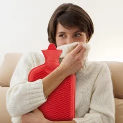 9x Wärmflasche In Rot - 2 L -Relaxdays relaxdays 9x warmflasche in rot 2 l 2