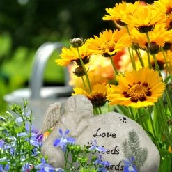 Hunde-Grabschmuck In Creme - (B)20 X (H)14,5 X (T)8 Cm -Relaxdays relaxdays hunde grabschmuck in creme b 20 x h 14 5 x t 8 cm 2